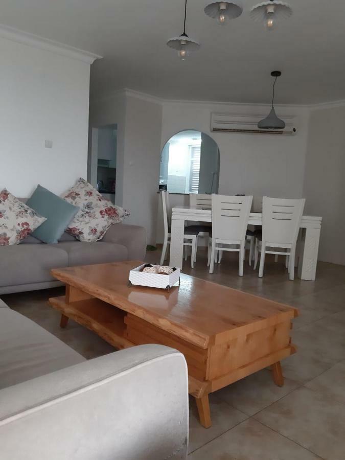 Spacious Apt. W/ Seaview, Fireplace & Netflix Acre Esterno foto